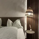 Haus Anton - & Pensión