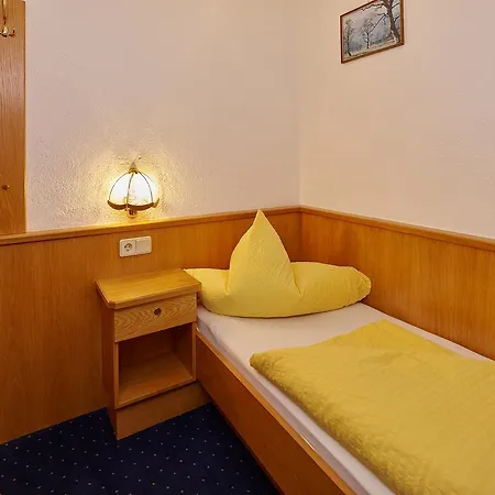 Haus Anton - & Guest house