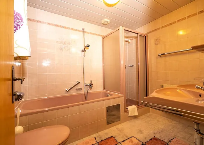 Gæstehus Haus Anton - & *