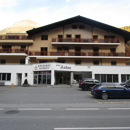 Penzion Haus Anton - &